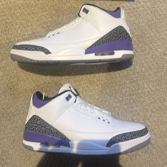 Brand New sz 10 Air Jordan 3 Retro ‘Dark Iris’ w/ box - Picture 3 of 6